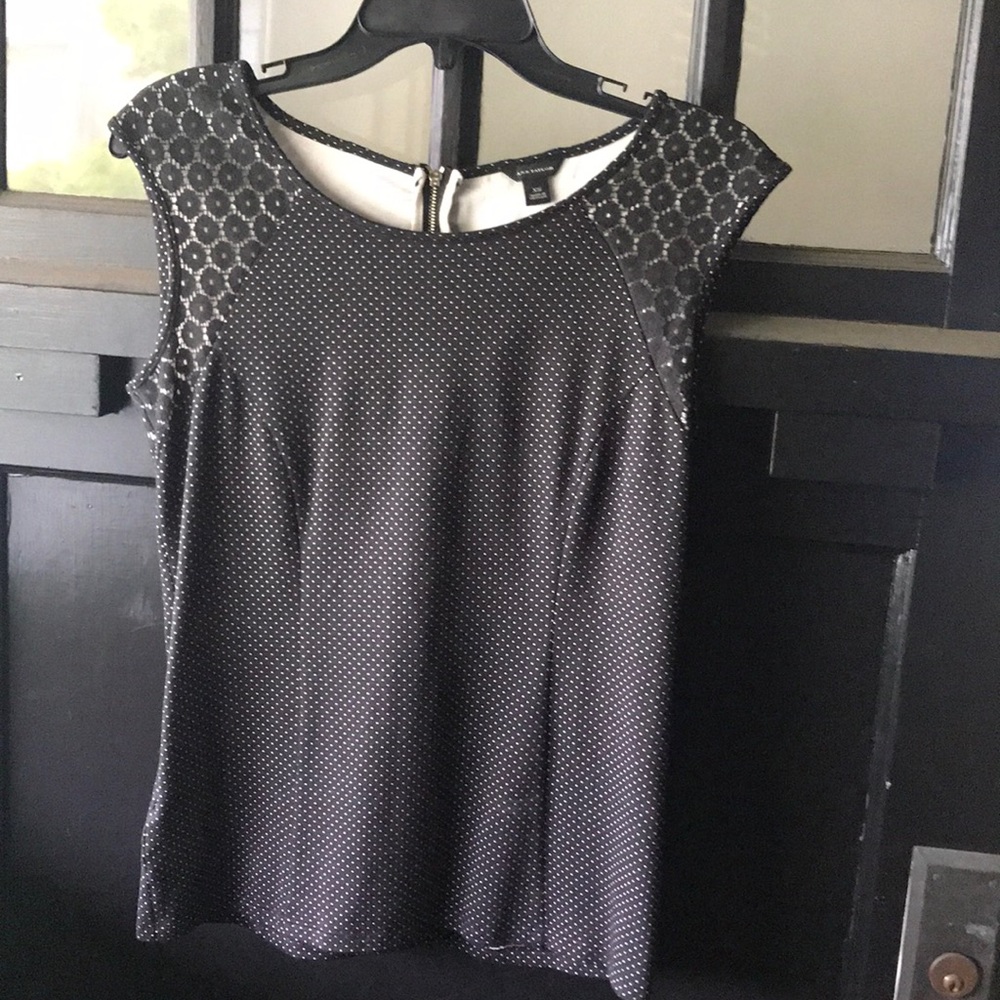 NWOT Anne Taylor career tip xs black white lace